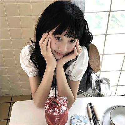 夹缝中活着，小春
